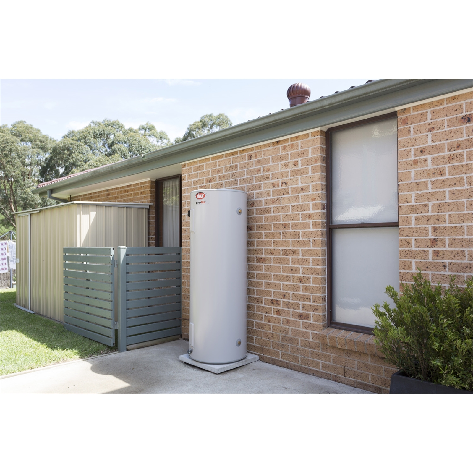 Dux 125L 3.6kW Proflo Electric Storage Water Heater - Bunnings Australia