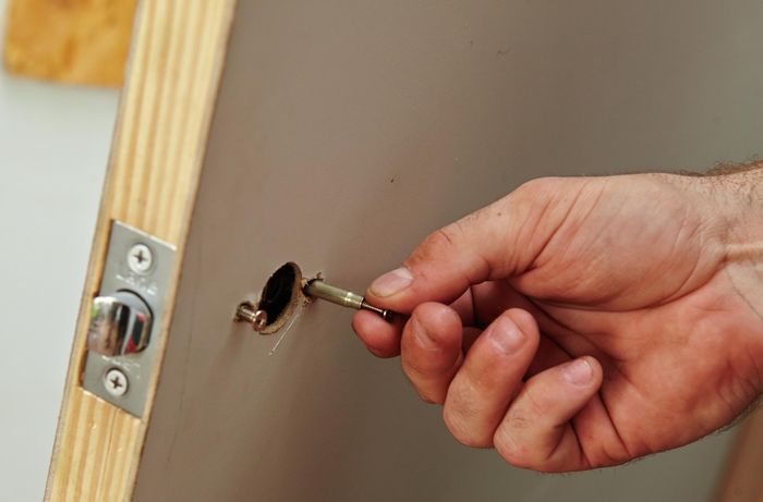 How To Install a Door Handle - Bunnings Australia