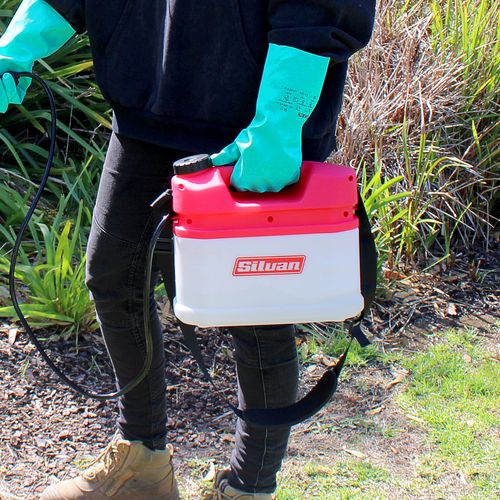 Silvan 5L Rechargable Shoulder Sprayer WP5-2 - Bunnings New Zealand