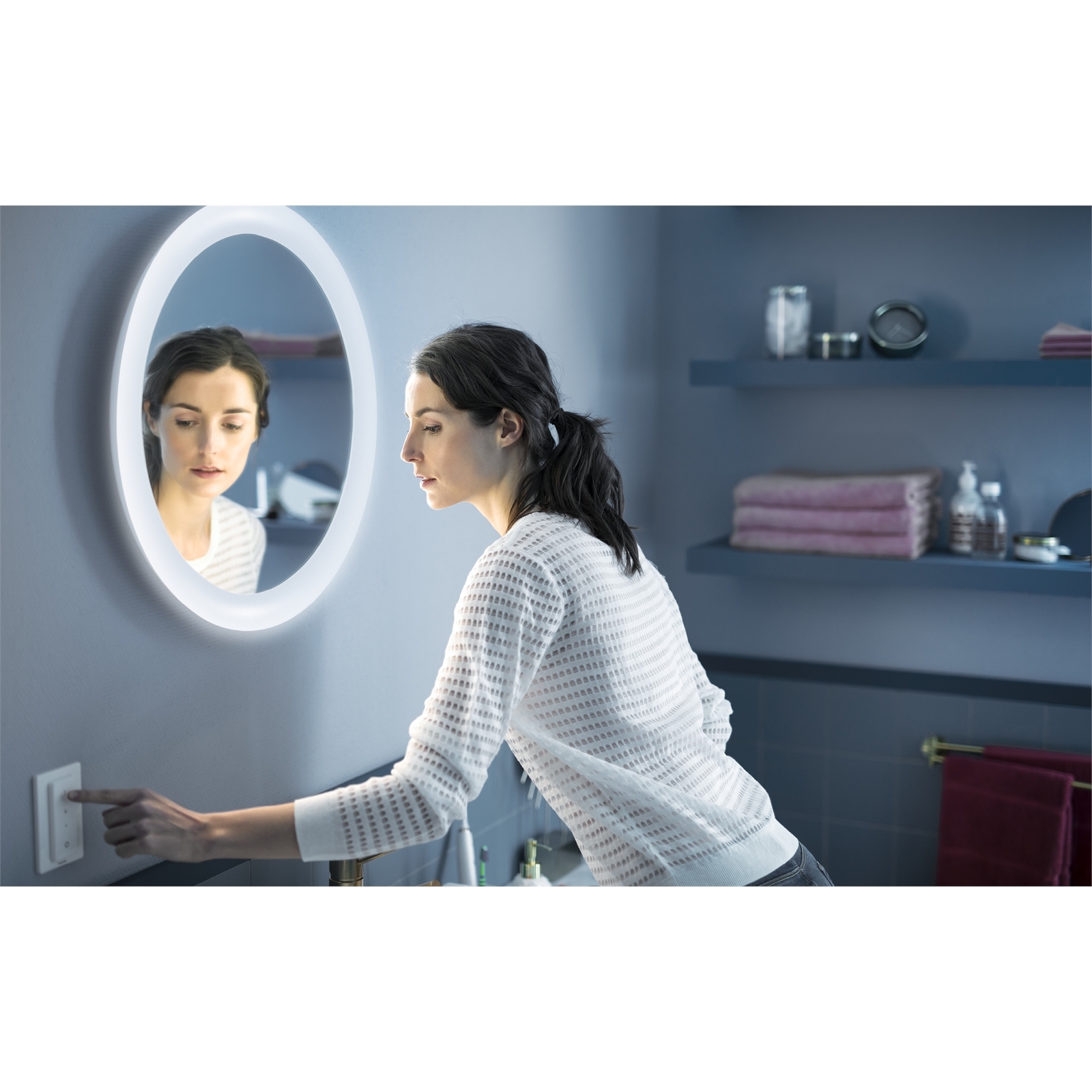 Philips Adore Bathroom Mirror - Bunnings New Zealand