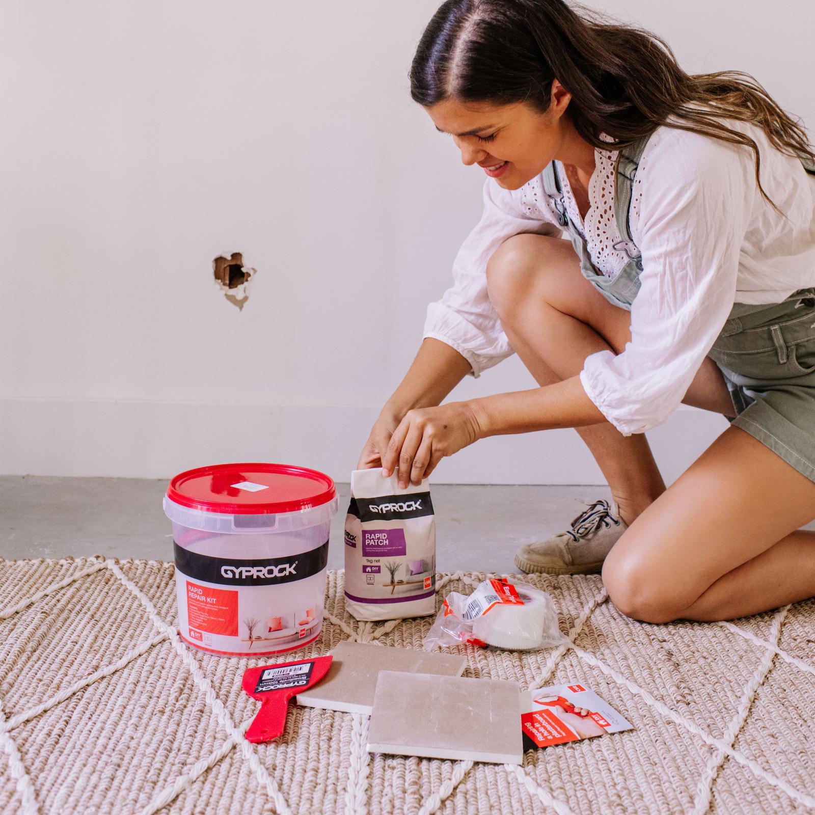 Gyprock CSR 1.5kg DIY Rapid Plaster Repair Kit - Bunnings Australia